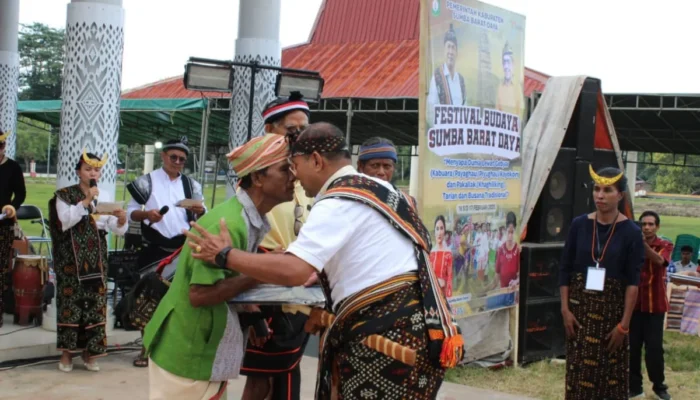 Kabara dan Palakak, Dua Warisan Budaya SBD Resmi Kantongi Sertifikat HAKI