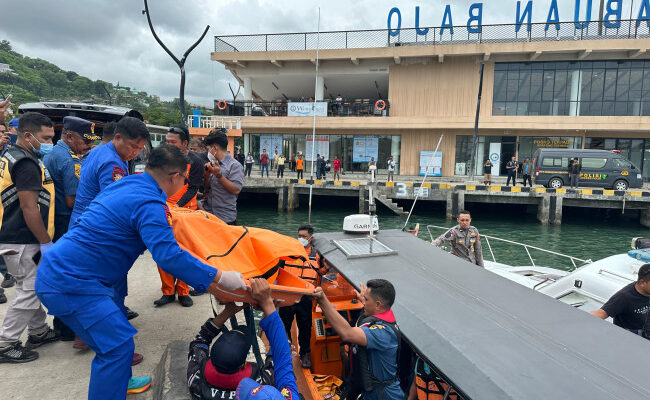 Tim SAR Gabungan Evakuasi Jasad Perempuan Tanpa Identitas di Perairan Labuan Bajo, Polres Manggarai Barat Lakukan Penyelidikan