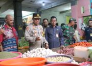 Antisipasi Lonjakan Harga Kebutuhan Pokok Jelang Idul Fitri, TPID Sumba Timur Sidak Pasar Matawai