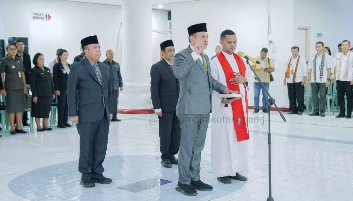 Lantik Penjabat Sekda, Wali Kota Kupang Minta Peran Sinergi Eksekutif-Legislatif Harus Seimbang