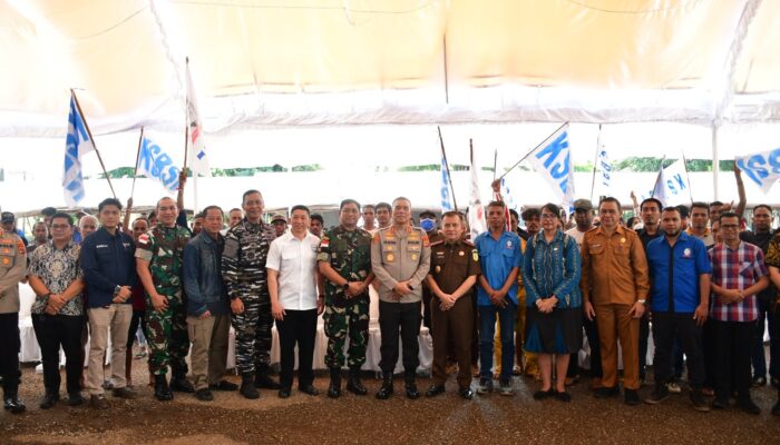 Peringati MayDay, Kapolda NTT Buka Ruang Curhat Bagi Para Buruh di Kupang