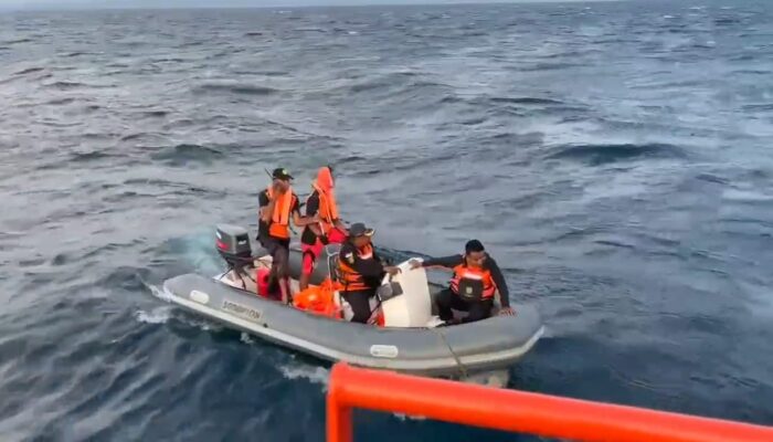 Insiden Mati Mesin KM. Erdogan, Sembilan Penumpang Berhasil Dievakuasi
