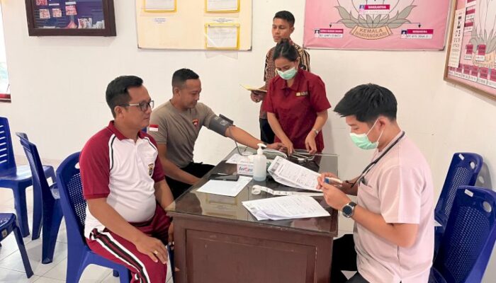 Personel Polri di Sumba Timur Periksa Kesehatan Berkala